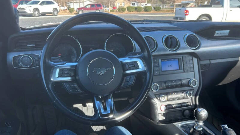 2019 Ford Mustang