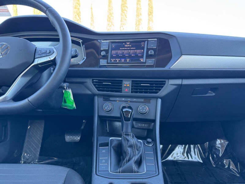 2024 Volkswagen Jetta S