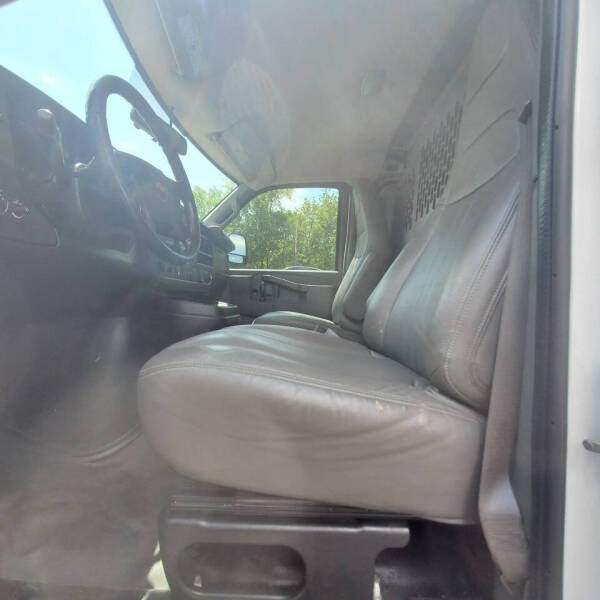 2021 Chevrolet Express 2500