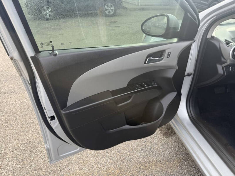 2020 Chevrolet Sonic LT