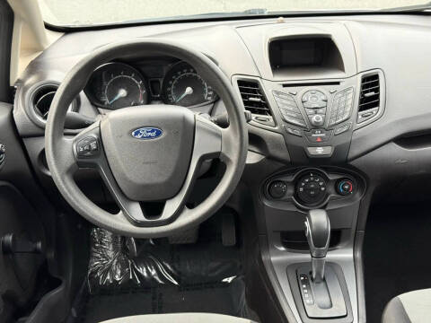 2017 Ford Fiesta S