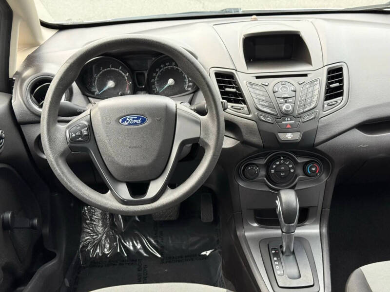 2017 Ford Fiesta S