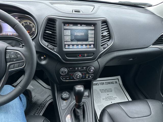 2022 Jeep Cherokee Latitude Lux