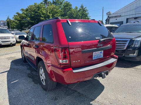 2005 Jeep Grand Cherokee Laredo