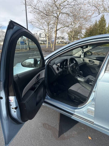 2011 Chevrolet Cruze LS