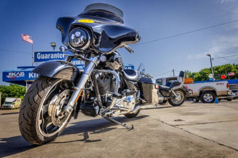 2011 Harley-Davidson FLHXI