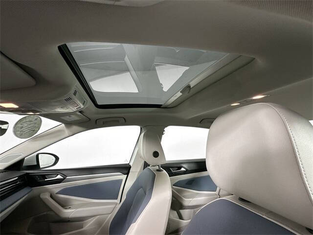 2025 Volkswagen Jetta SE