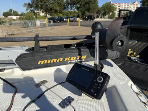 2015 Mako 19 CPX