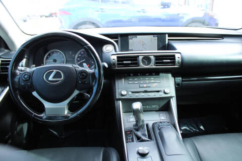 2015 Lexus IS 250 Crafted Line