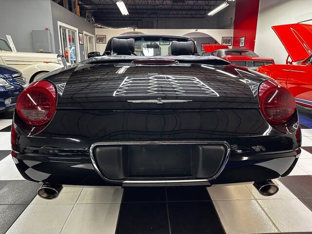 2005 Ford Thunderbird Deluxe
