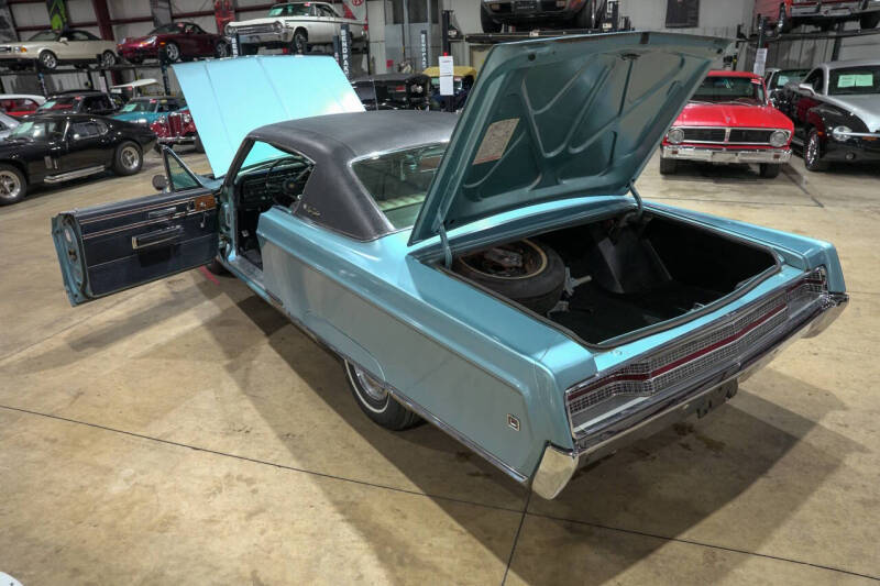 1968 Chrysler New Yorker