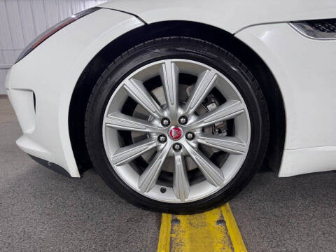 2017 Jaguar F-TYPE Premium