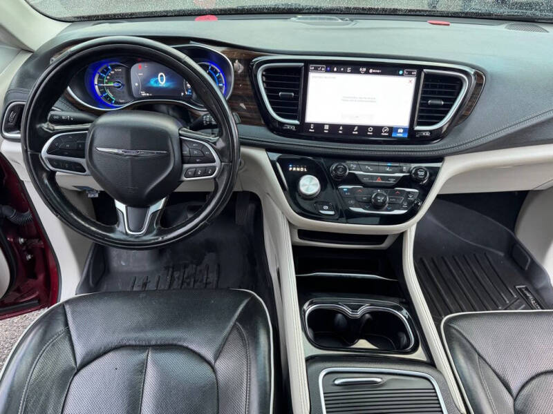 2022 Chrysler Pacifica Hybrid Limited