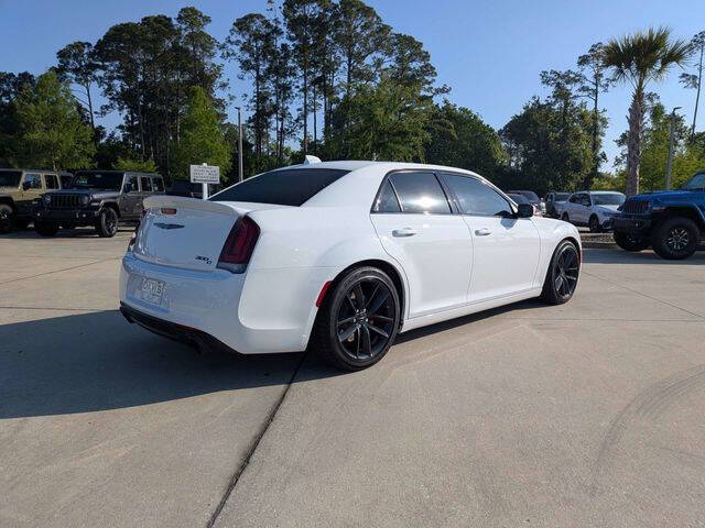 2023 Chrysler 300 C