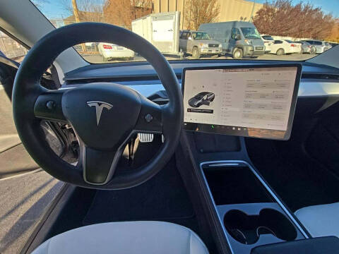2023 Tesla Model 3 Performance