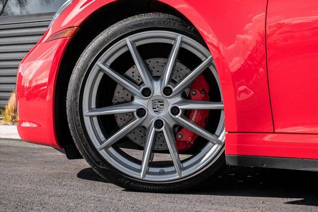 2022 Porsche 911 Carrera S