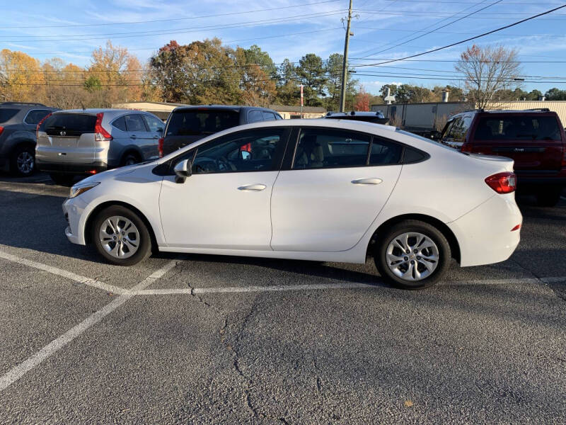 2019 Chevrolet Cruze LS