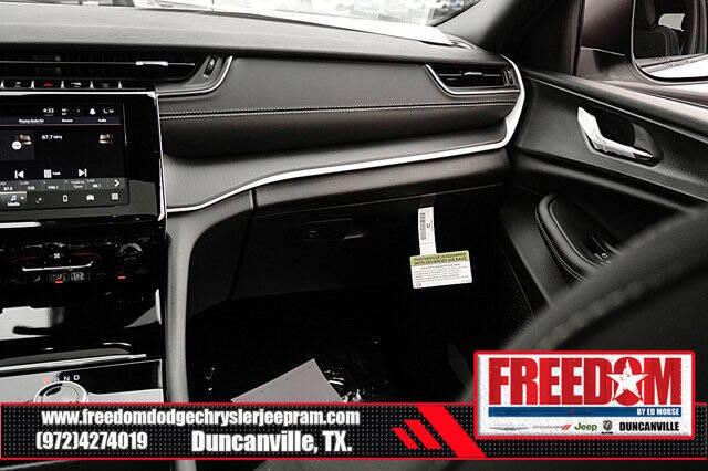 2025 Jeep Grand Cherokee L Laredo X