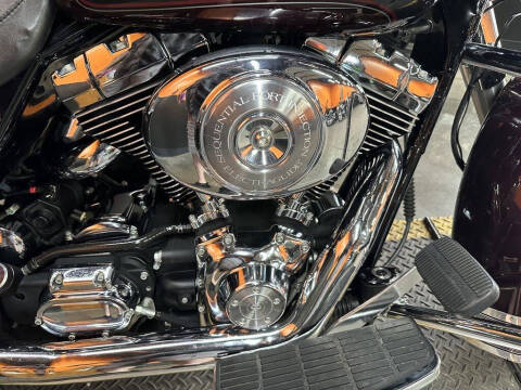 2005 Harley-Davidson® FLHTCUI - Electra Glide®