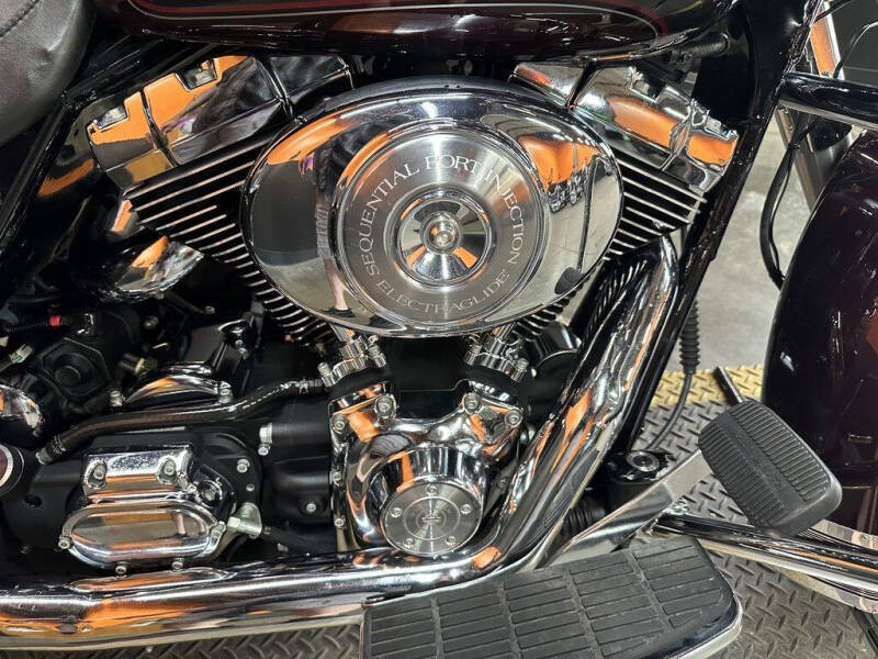 2005 Harley-Davidson® FLHTCUI - Electra Glide®