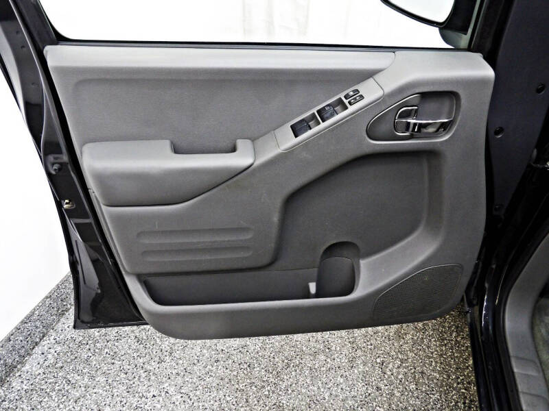 2017 Nissan Frontier SV