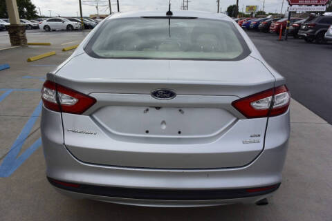 2015 Ford Fusion SE