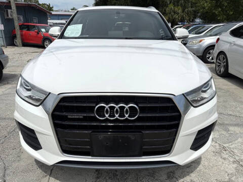 2017 Audi Q3 2.0T quattro Premium Plus