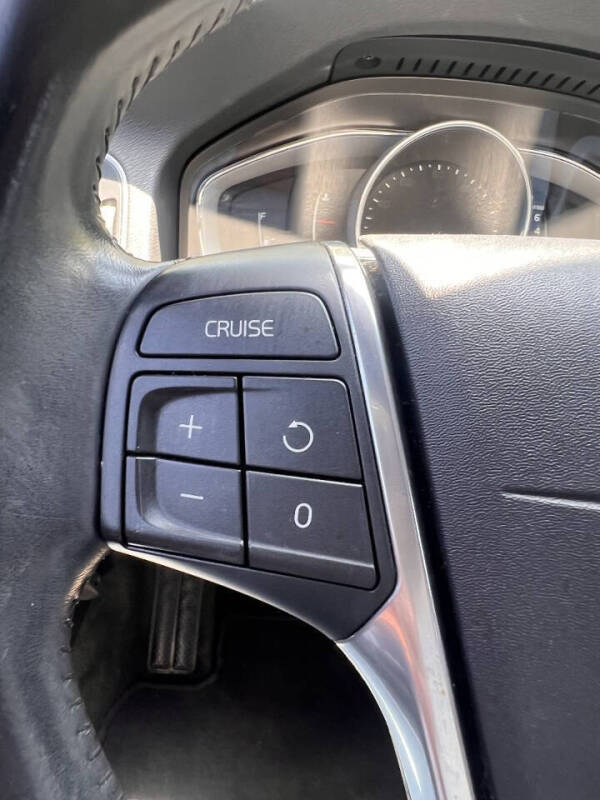 2016 Volvo S60 T5 Drive-E Premier