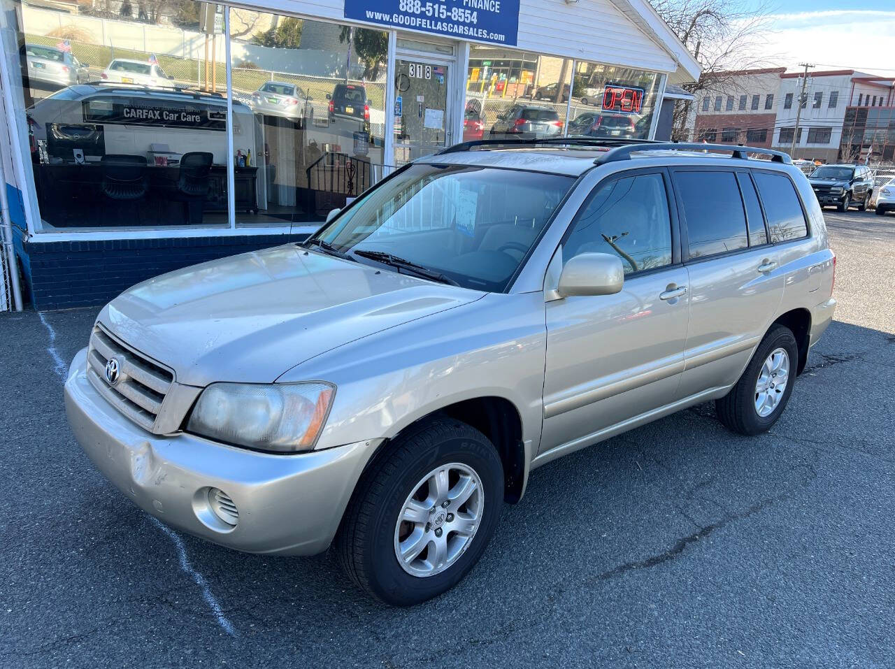 Champagne 2002 Toyota Highlander Base AWD 4dr SUV V6 2