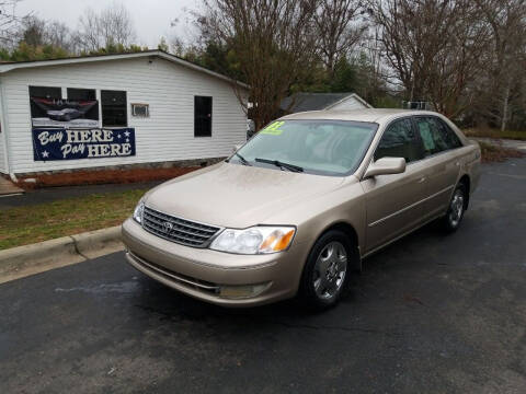 2003 Toyota Avalon for sale at TR MOTORS in Gastonia NC