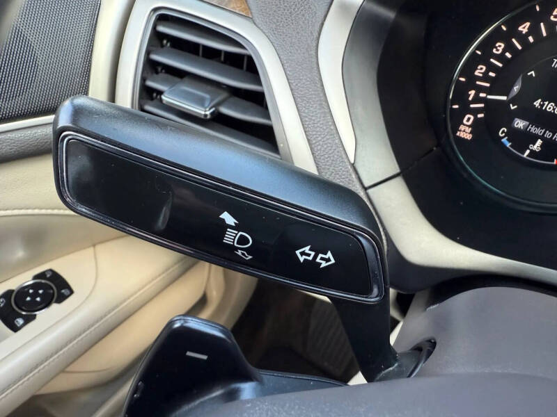 2017 Lincoln MKZ Select