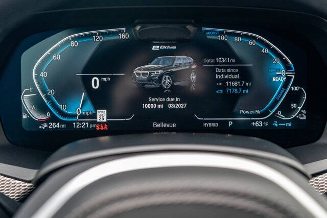 2022 BMW X5 24