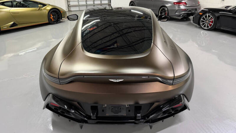 2021 Aston Martin Vantage