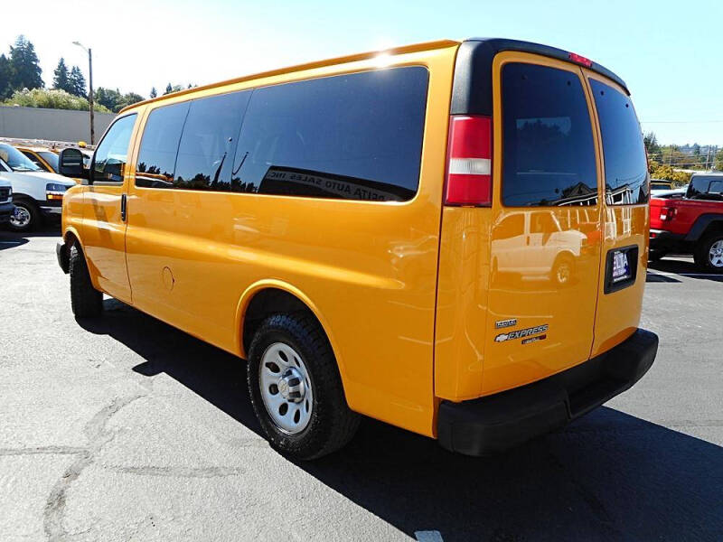 2010 Chevrolet Express LS 1500