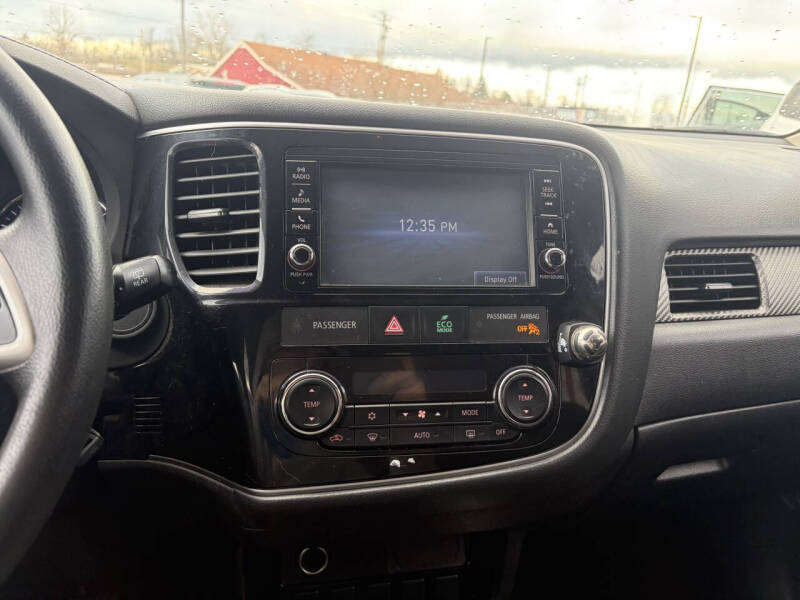 2018 Mitsubishi Outlander SE