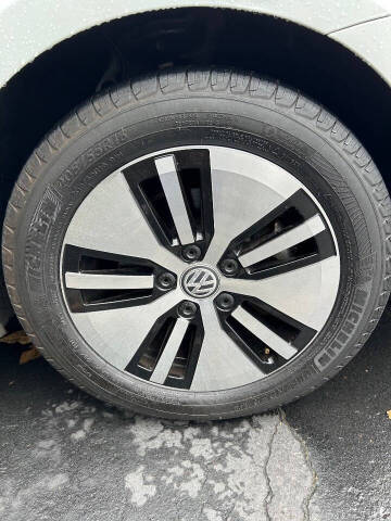 2016 Volkswagen e-Golf SE