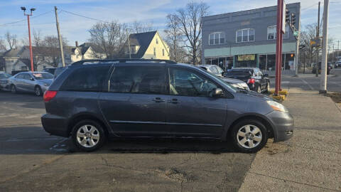 2008 Toyota Sienna for sale at THE PATRIOT AUTO GROUP LLC in Elkhart IN