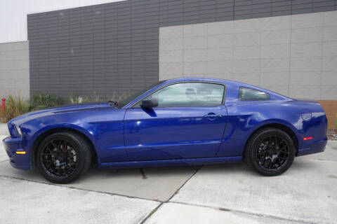 2014 Ford Mustang V6
