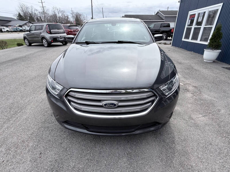 2019 Ford Taurus SEL