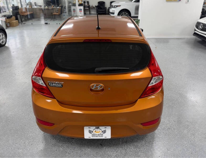 2016 Hyundai Accent SE