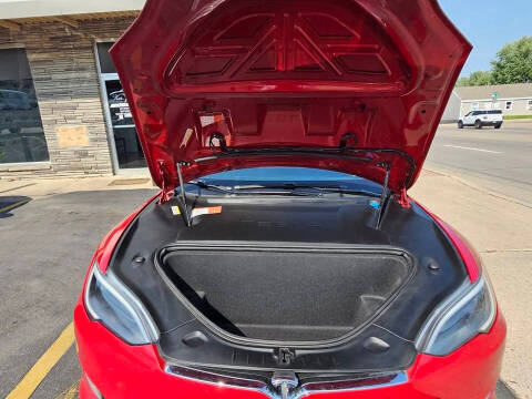 2016 Tesla Model S 75D
