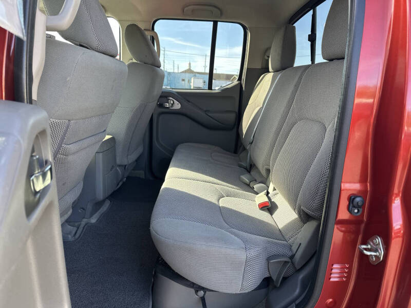 2016 Nissan Frontier SV