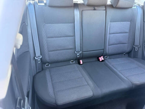 2012 Volkswagen Golf 2.5L PZEV