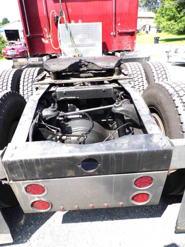 2001 Peterbilt 379 EX Hood