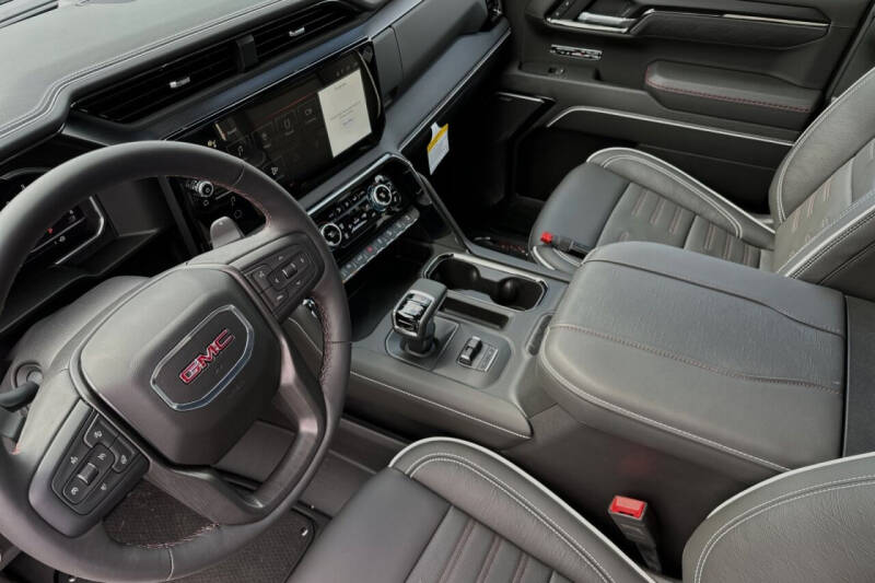 2024 GMC Sierra 1500 AT4X