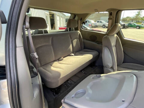 2003 Dodge Caravan SE