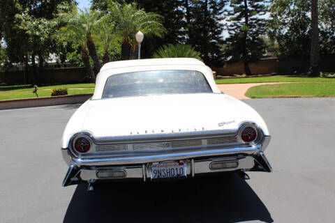 1961 Oldsmobile Starfire