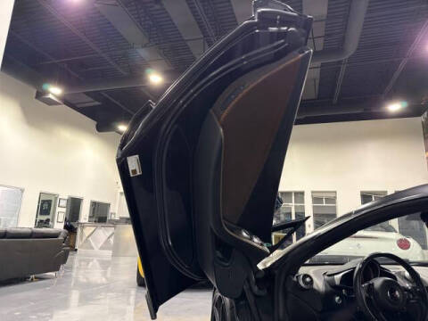 2015 McLaren 650S Coupe