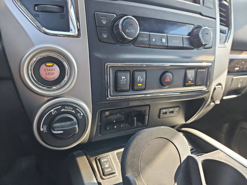 2019 Nissan Titan XD SV