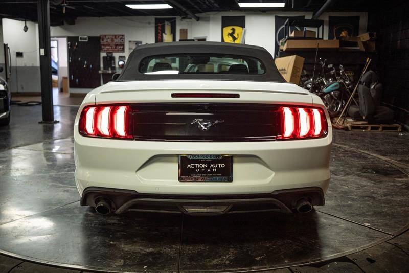 2023 Ford Mustang EcoBoost Premium